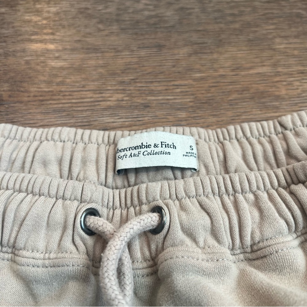 Abercrombie & Fitch Cream Sweatpants Size Small Joggers Hampton Sport Club - Picture 7 of 10